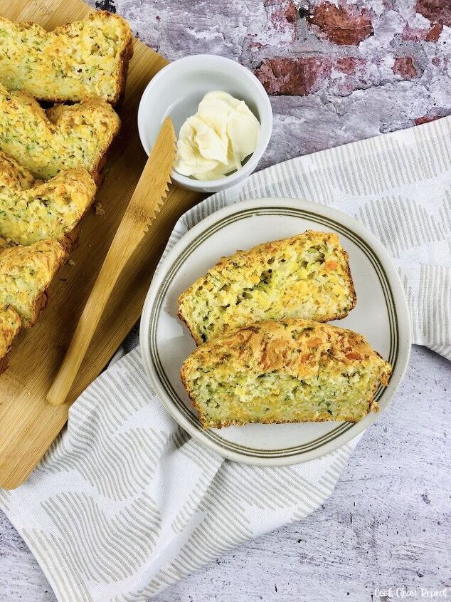 zucchini bread with cheese