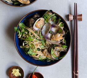 s 12 seafood dishes to enjoy on summer vacation, Sizzled Clam Noodle Bowl