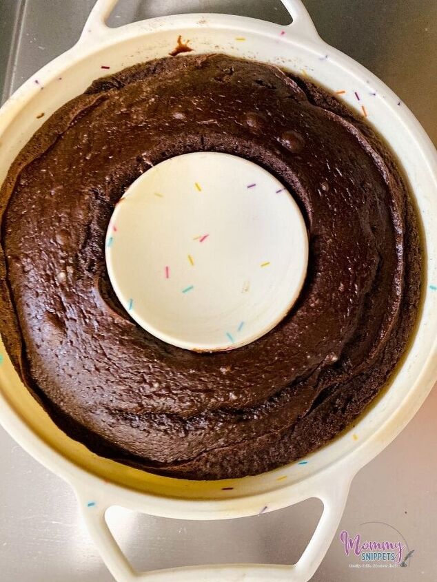 easy chocolate cake recipe using 3 ingredients only