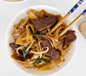 Easy Authentic Beef Chow Fun