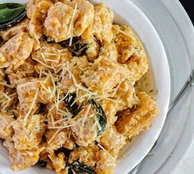 If you're a fan of cheese and potatoes, this easy dish is seriously delicious