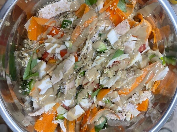 chicken quinoa vegetable salad