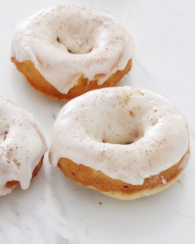 baked spiced pear donuts with vanilla glaze
