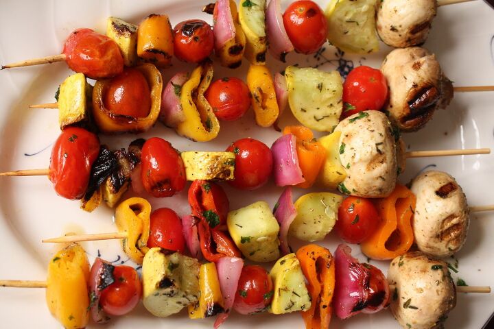 grilled veggie kabobs, Check out the grill marks on the mushrooms