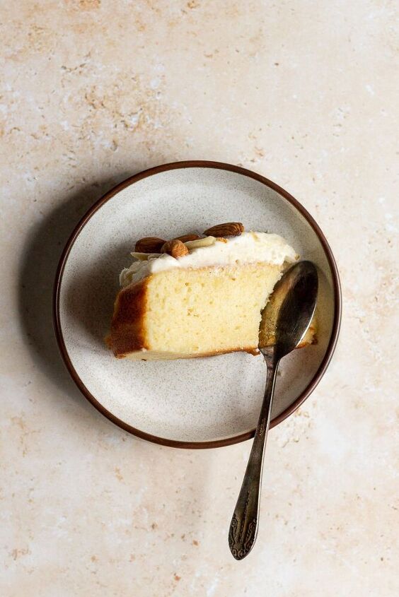 one layer almond cake