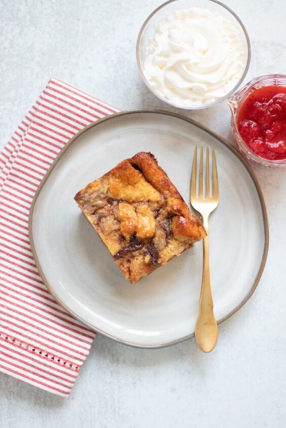 nutella banana brioche bread pudding, Serve with either my Easy Strawberry Compote included in the recipe or Strawberry Compote and a dollop of whipped cream