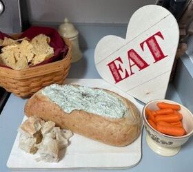 “Dill”icious Spinach Dip Mix Served in a Bread Bowl