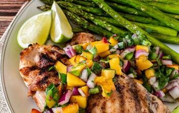 GRILLED CHIPOTLE CHICKEN WITH PEACH SALSA