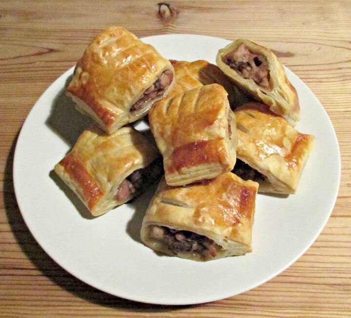 how to make delicious wild game sausage rolls