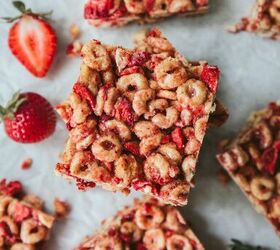 Strawberry Cereal Bars