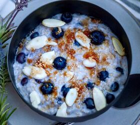 Blueberry & Almond Oatmeal