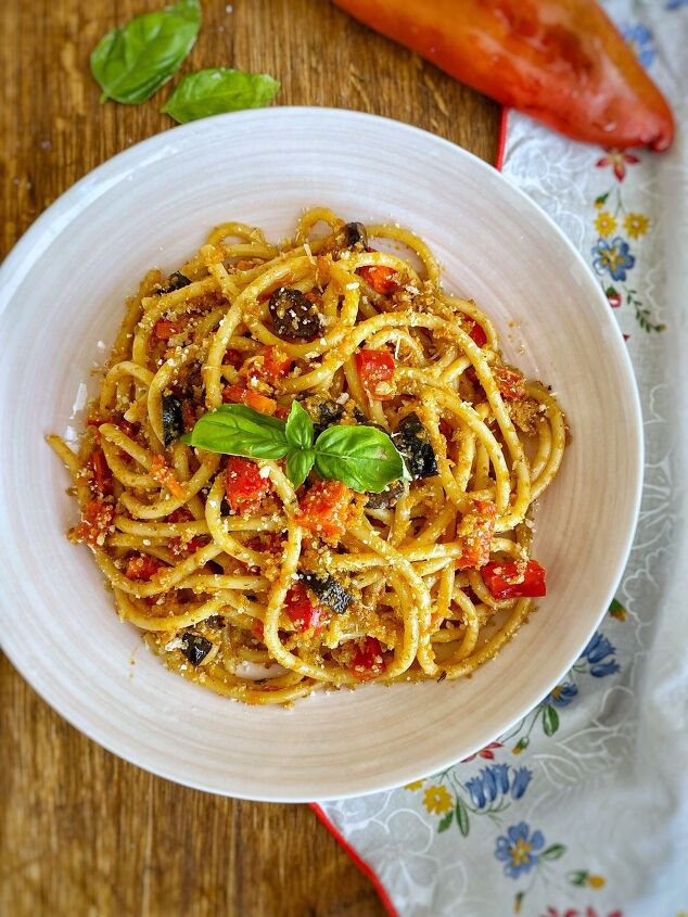 spaghetti pesto calabrese breadcrumbs, Pesto calabrese is such a special pesto