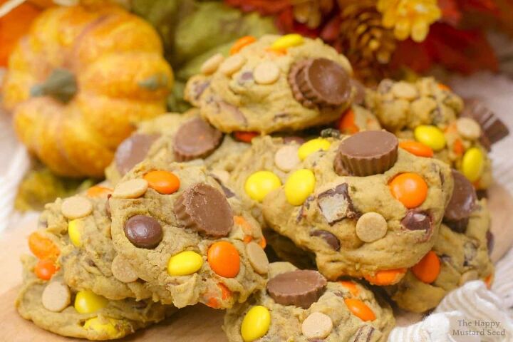 reese s pumpkin chocolate chip cookies