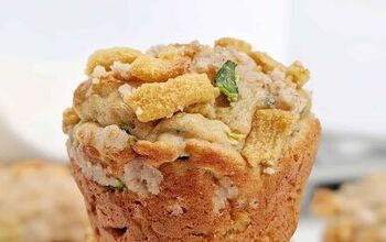 Protein Zucchini Muffins With Cinnamon Crunch Streusel – SO GOOD!