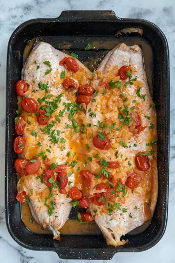 white wine salmon with blistered tomatoes