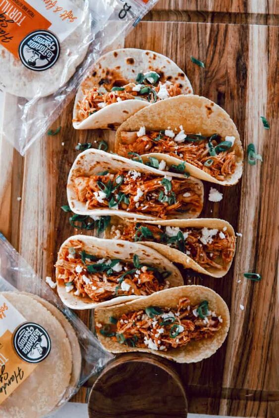11 delicious dinners that take 30 minutes or less to make, Instant Pot Chicken Tinga Tacos