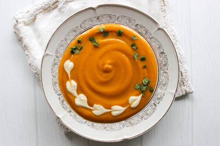 how to make vegan pumpkin soup from scratch with coconut milk
