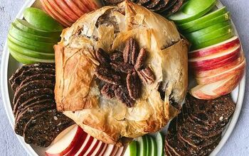 5-ingredient Apple Butter Baked Brie