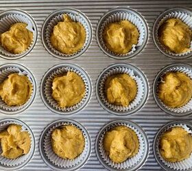 Pumpkin Spice Banana Muffins With Maple Cream Cheese Frosting | Foodtalk