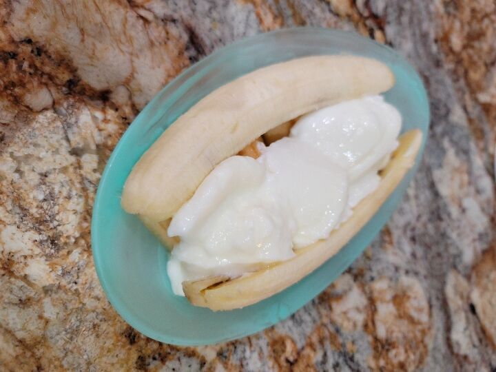 healthy banana split for breakfast