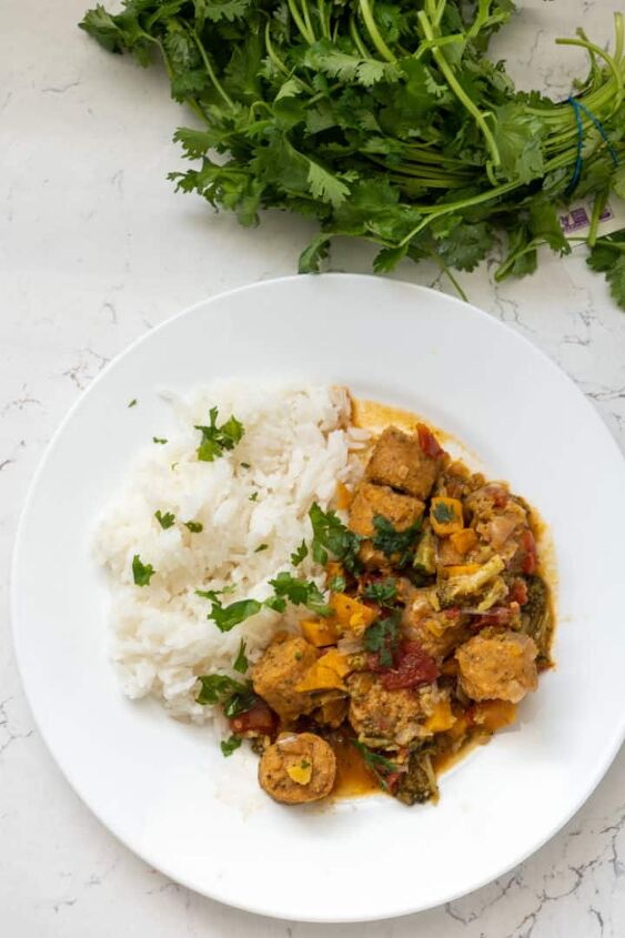 slow cooker curried sausages with coconut milk