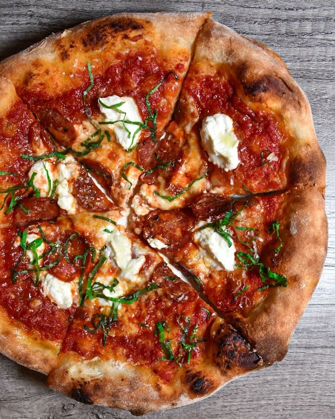10 dishes america has been raving about in 2025, New York Style Pizza