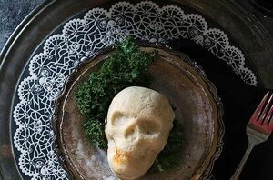 Halloween dinner will be the spookiest ever with these little skull pot pies