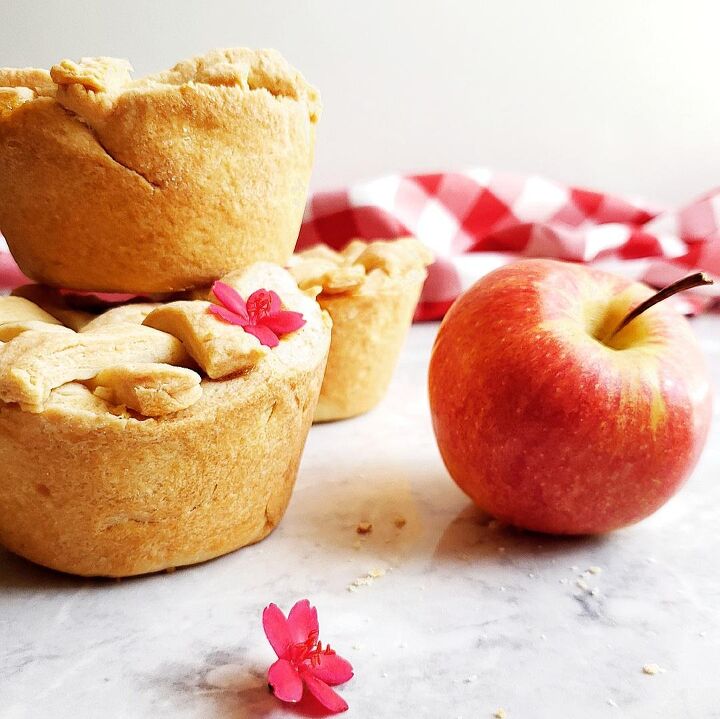 jumbo muffin tin apple pies