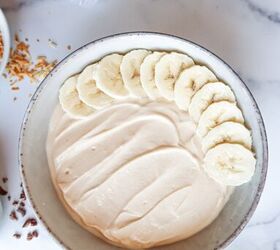 peanut butter chocolate banana greek yogurt breakfast bowl