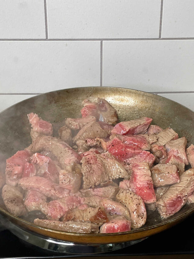 keto balsamic caprese steak bites