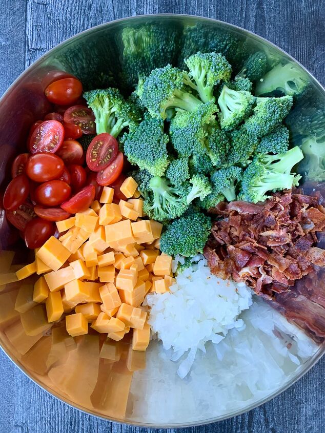 broccoli and bacon salad