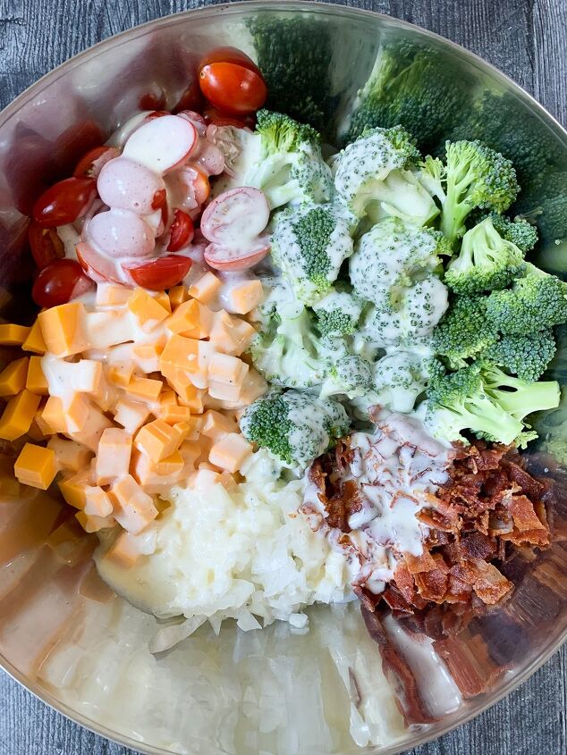broccoli and bacon salad