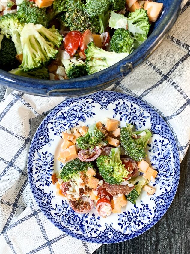 broccoli and bacon salad