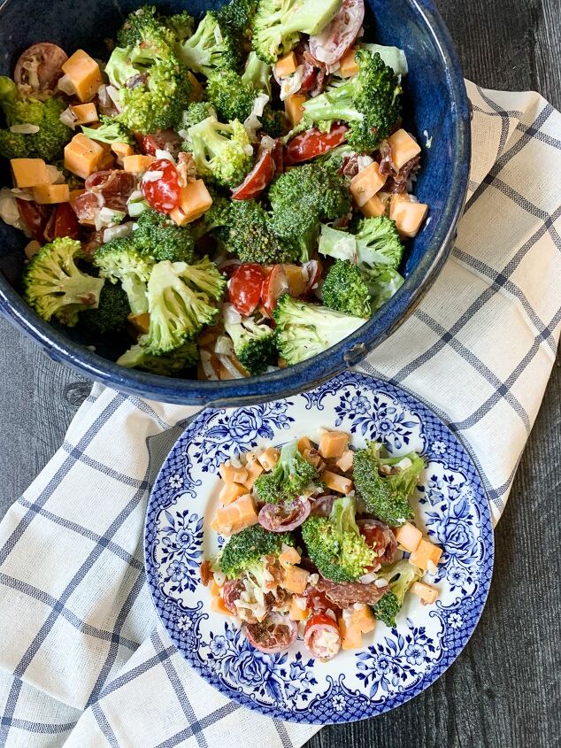 broccoli and bacon salad