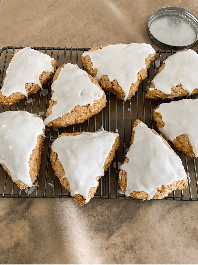 copycat og starbucks pumpkin scones, Here they are after the first glaze is on