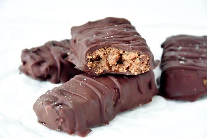 s 10 addictive vegan snacks that will have you coming back for seconds, Salted Caramel Fudge