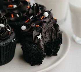 10 ghoulishly good main courses and desserts to haunt your taste buds, Black Velvet Cupcakes
