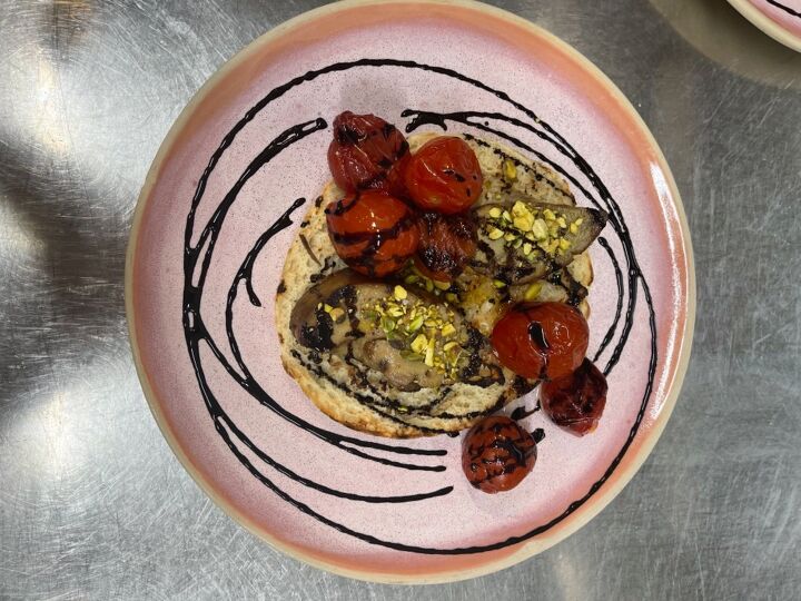 10 recipes with the worlds most hated foods, Number 4 Grilled Goose Liver On Pita