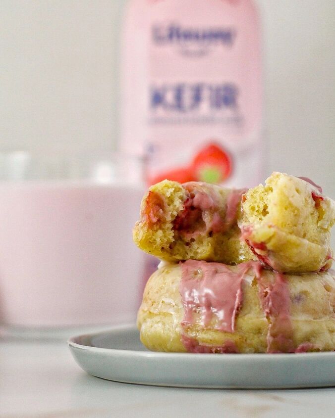 reduced guilt strawberry kefir donuts