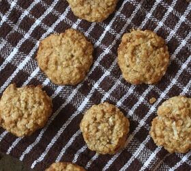 Why this popular, egg-free Australian biscuit is perfect for holiday gifting