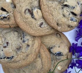 Cookies and Cream Chocolate Chip Cookies