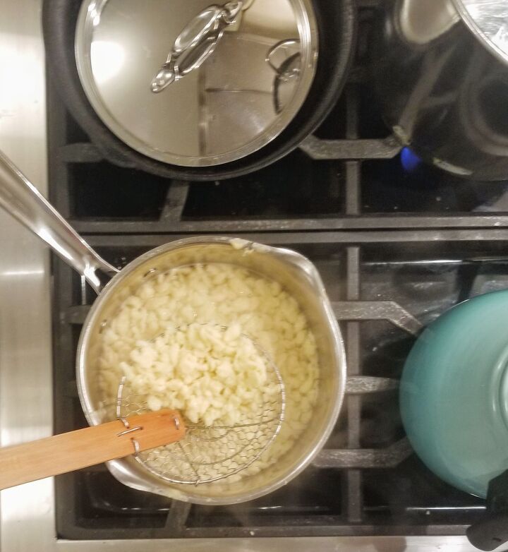 spaetzle with cheese german dumpling noodles