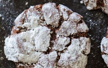 Holiday Cookie Recipe: Chocolate Crinkles