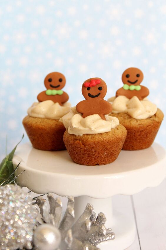 the best holiday mini dessert gingerbread cheesecake cookie recipe