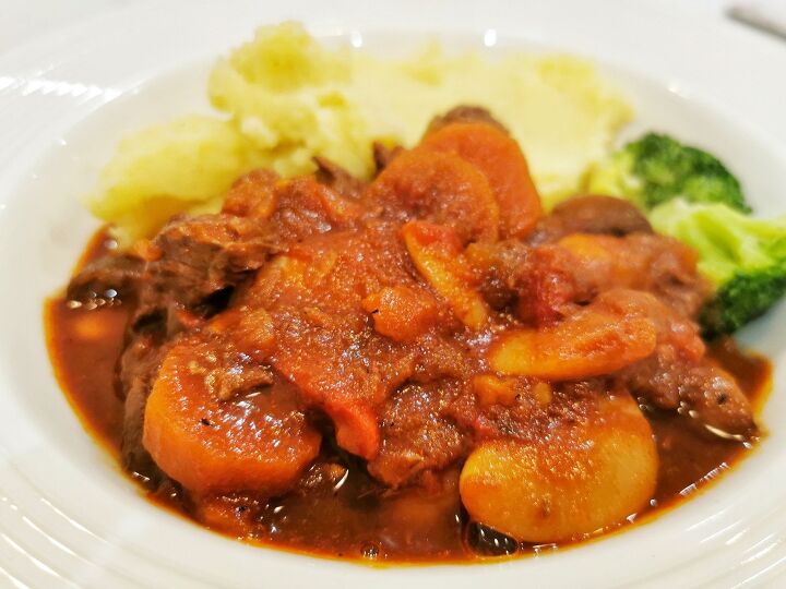slow cooked beef balsamic stew