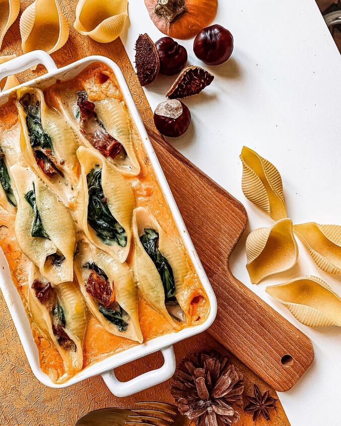 spinach and sun dried tomato stuffed pasta shells