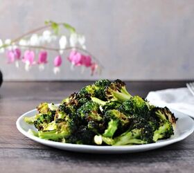 Using your air fryer, you can get perfectly cooked & seasoned broccoli in 10 minutes flat