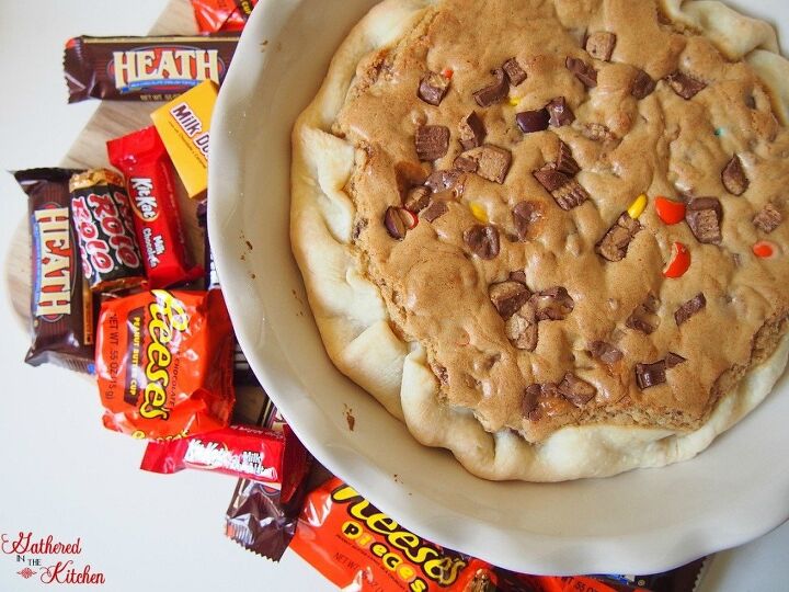 leftover halloween candy pie