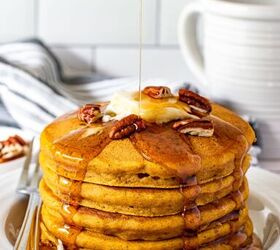 fluffy pumpkin pancakes