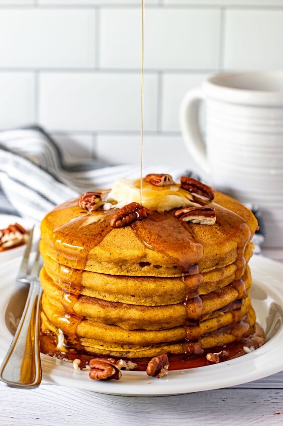 10 cozy comfort foods to keep you warm this winter, Fluffy Pumpkin Pancakes